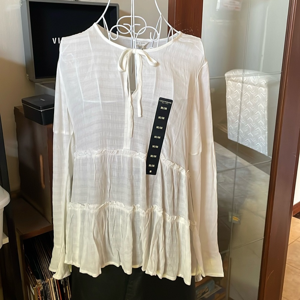 Lucky Brand woman’s peasant top size XS